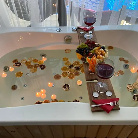 Crystal De-luxe 4*