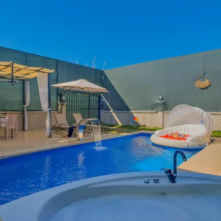 Crystal De-luxe 4*
